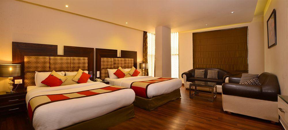 Hotel Uppal International, Near New Delhi Railway Station Esterno foto