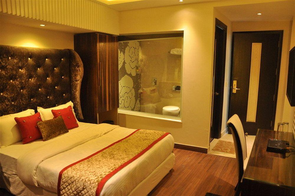 Hotel Uppal International, Near New Delhi Railway Station Esterno foto