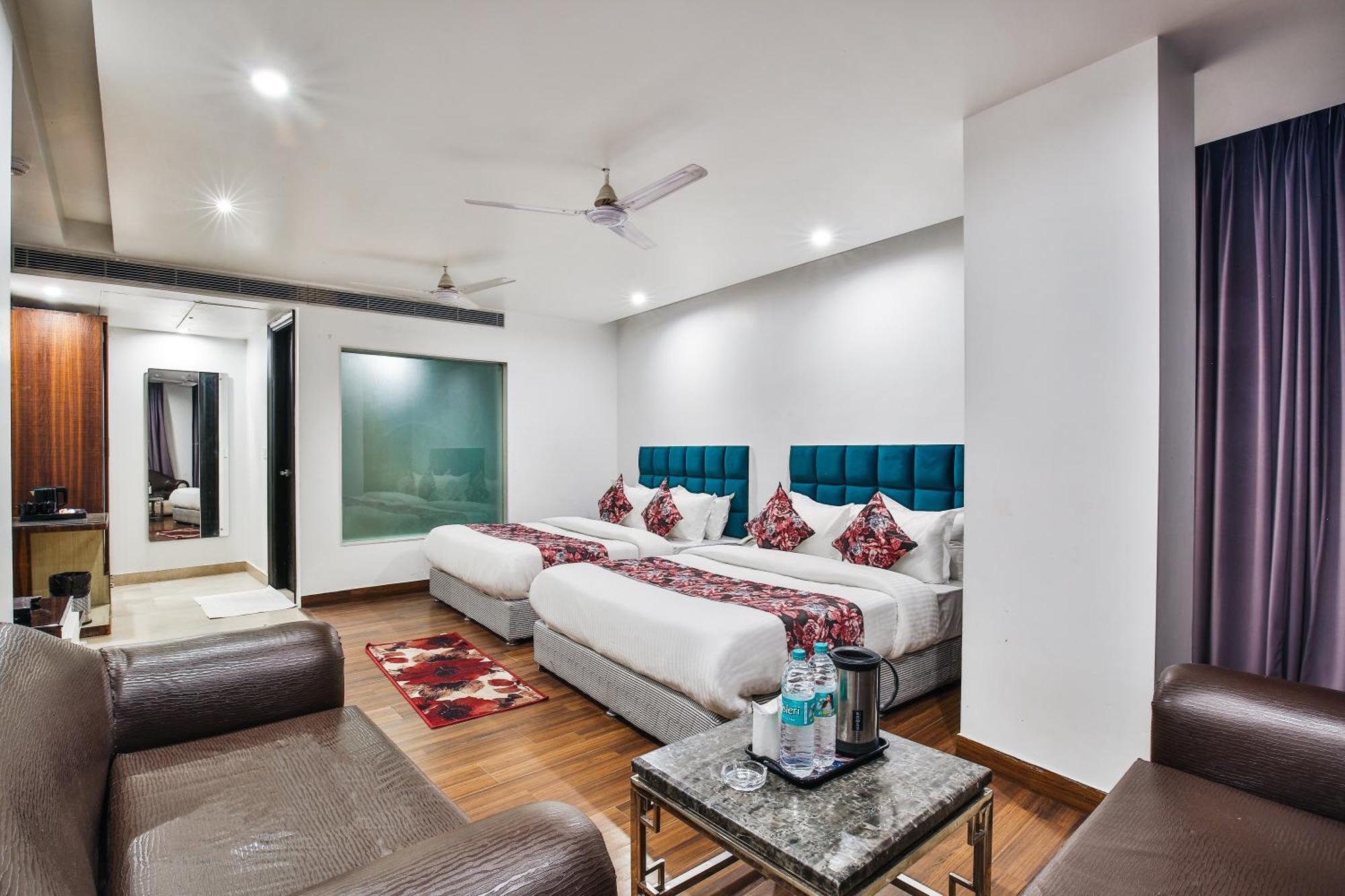 Hotel Uppal International, Near New Delhi Railway Station Esterno foto