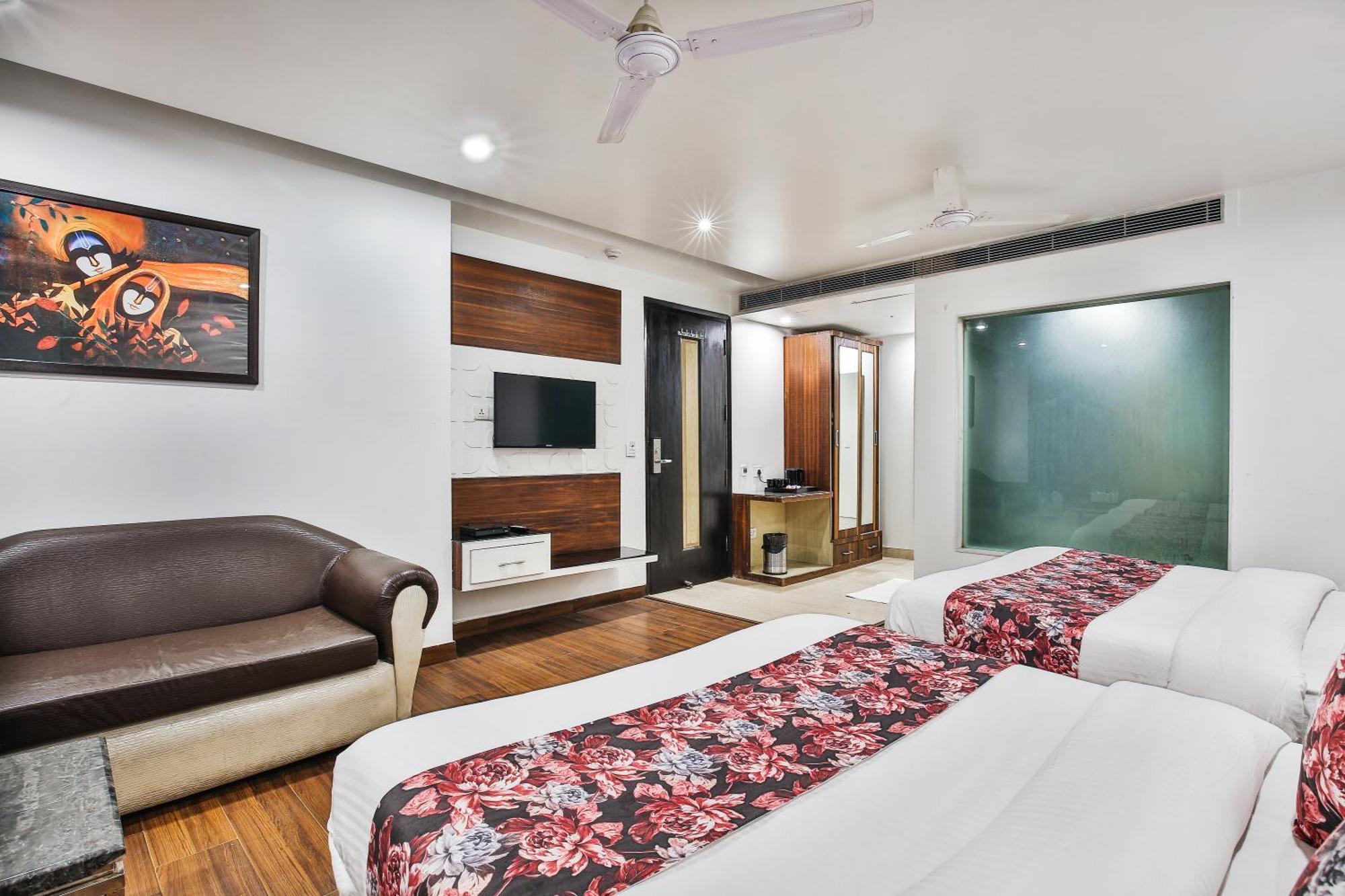 Hotel Uppal International, Near New Delhi Railway Station Esterno foto