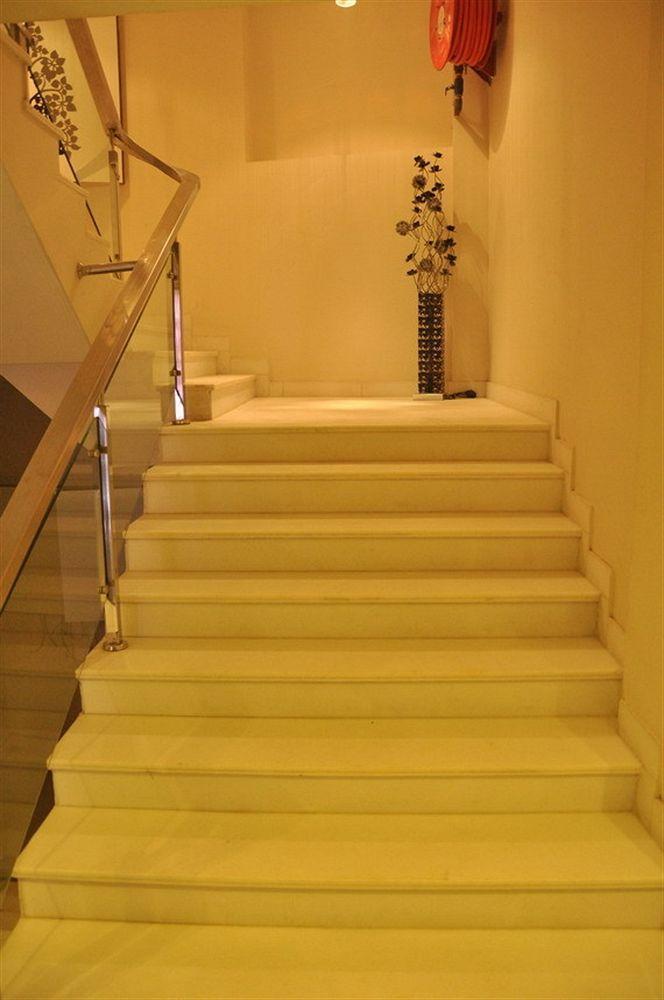 Hotel Uppal International, Near New Delhi Railway Station Esterno foto