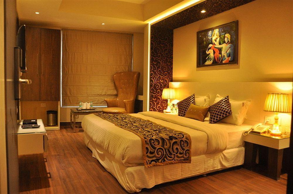 Hotel Uppal International, Near New Delhi Railway Station Esterno foto