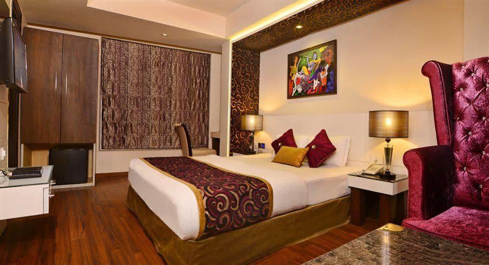 Hotel Uppal International, Near New Delhi Railway Station Esterno foto